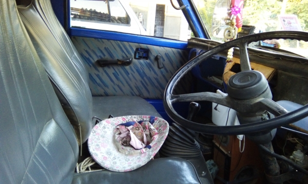 ขายรถบรรทุกสี่ล้อใหญ่