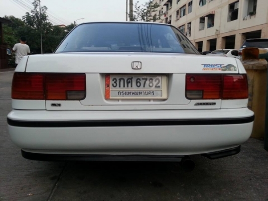 ขายด่วน HONDA ACCORD ปี93 ท้ายสั้น เครื่องหัวฉีด VTEC