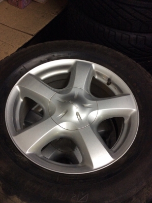 ขายแม็กเดิมขอบ17 พร้อมยางปี14 ดอกหนาถูกๆ