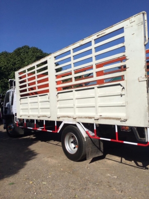 6ล้อ ฮีโน่ เครื่อง  220 เทอรโบ  ยาว 6.50 ยาง 9