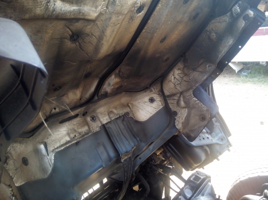 6 ล้อสั้น  *Euro.2*  ISUZU  NKR 100 แรงม้า+Turbo+Inter  *ยาว 3.20 ม. รถสวยเดิม_ตามสภาพ_พร้อมใช้งาน * รถห้างแท้ * มีเล่มพร้อม *