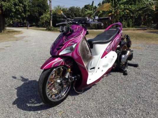 (((มาใหม่ครับ)))ธารนนทบุรี///ขาย yamaha mio 115 เทพๆครับ เครื่องเสียงจัดเต็ม ยืดอามหลังแล้ว. เครื่องดีมากๆ ระบบไฟติดครบครับ ราคา 35,000 บาท ทะเบียนแท้