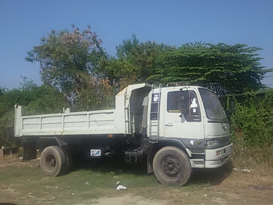 ขาย 6 ล้อ HINO 3H ดั้ม(รถห้าง )
