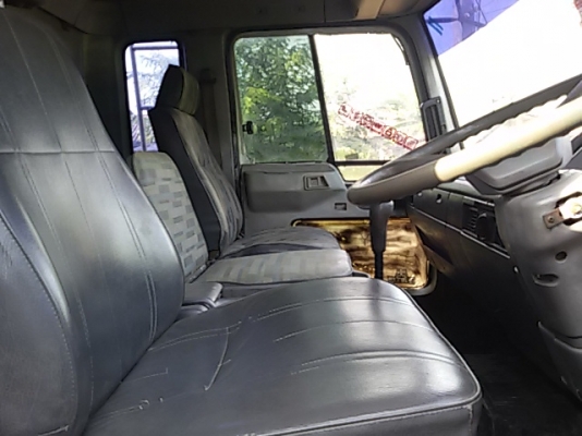 ขาย 6 ล้อ HINO 3H ดั้ม(รถห้าง )