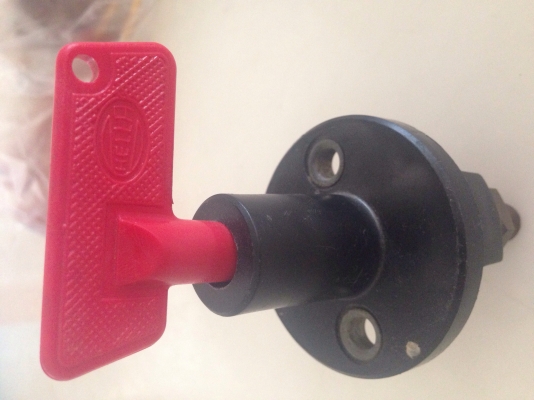 สวิทย์ทตัดไฟในรถ รถแต่งต้องใช้