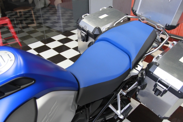 >>>  NEW BMW R 1200 GS ADVENTURE XE.2014 / Moto guzzi v7  <<<