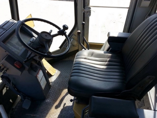 ขายด่วน ลดสุดๆ !!  KOMATSU WA300-1 เก่านอกแท้ๆ