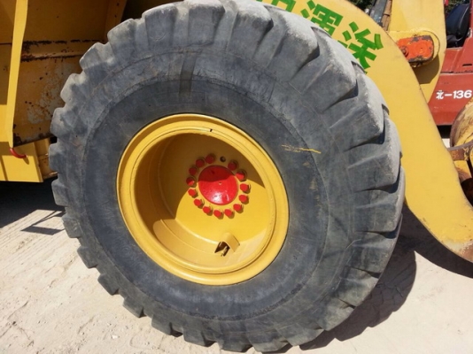 ขายด่วน ลดสุดๆ !!  KOMATSU WA300-1 เก่านอกแท้ๆ