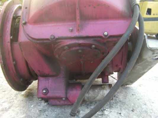 อุปกรณ์เครื่องปั๋มลมเก่านอกแท้ขายตามสภาพ ราคา 35,000บาท