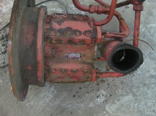 ปั๋มไฮโดรลิก เก่านอกขายตามสภาพ ราคา 9,000บาท