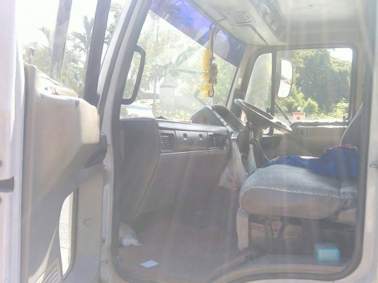 รถบรรทุก 6 ล้อใหญ่ HINO FC4J ปี 2539 เครื่อง 120 ราคา 450,000 บ.