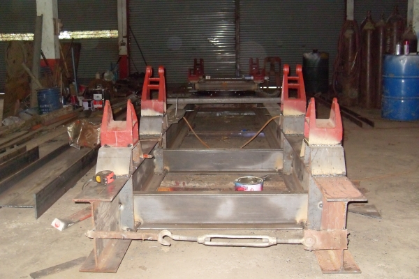 * ขายคัสซีลูกพ่วงยาว 6.50 เมตร ไม่มีช่วงล่าง ทำสีให้ ชุดจดทะเบียนพร้อม 110,000.- บาท