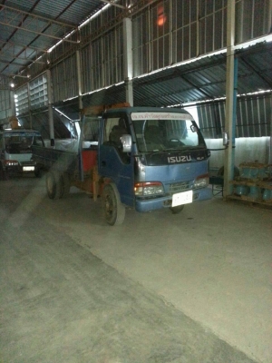 ISUZU 6 ล้อ เครน2ตัน เครื่อง 4BB1 วางหัวเปาเล็ก สภาพพร้อมใช้ครับ