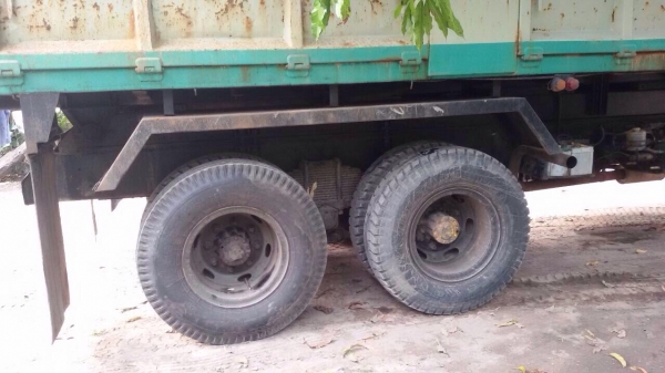 ขายรถบรรทุกสิบล้อดัมพ์ HINO 3M เครื่องเดิม 240 แรง 2 เพลา กระบะดัมพ์ ขายรถบรรทุกสิบล้อดัมพ์ HINO 3M เครื่องเดิม 240 แรง 2 เพลา กระบะดัมพ์