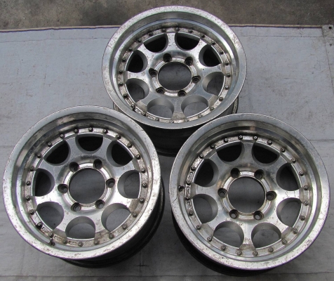 ขายล้อแม็กซ์เบาๆ ลายพระอาทิตย์ 6 รู 139.7 ขอบ 16 X 8" et 10 มี 3 วง ขายถูกๆ