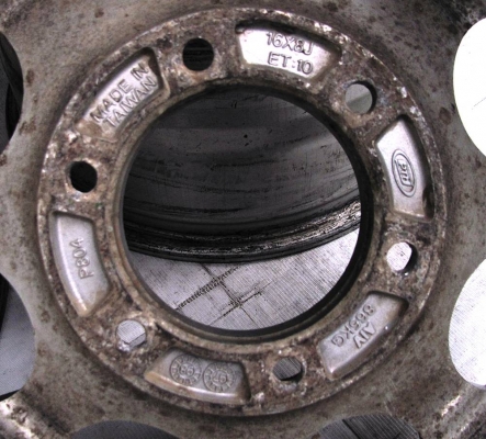 ขายล้อแม็กซ์เบาๆ ลายพระอาทิตย์ 6 รู 139.7 ขอบ 16 X 8" et 10 มี 3 วง ขายถูกๆ ขายล้อแม็กซ์เบาๆ ลายพระอาทิตย์ 6 รู 139.7 ขอบ 16 X 8" et 10 มี 3 วง ขายถูกๆ