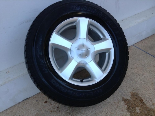 ล้อแม็ก Isuzu all new vcross ขอบ 17 พร้อมยาง 255-65-17 ปี 12