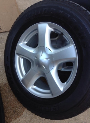 ล้อแม็ก Isuzu all new vcross ขอบ 17 พร้อมยาง 255-65-17 ปี 12