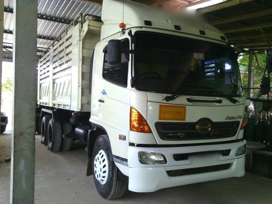 รถฮีโน่ 10 ล้อดั้ม 260 แรงม้า. ปี 49  ( ขายแม่ , ลูก )   สนใจติดต่อ 081 - 6079515