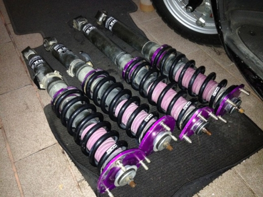 โช๊คปรับเกลียว HKS HIPERMAX ใส่ ALTEZZA  LEXUS IS200เก่าญี่ปุนสภาพสวย