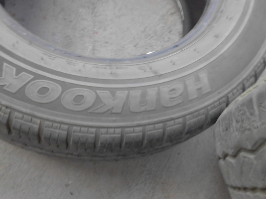 215/70R16 HANKOOK RADIAL RA08  มีชุด 4 เส้น  TEL.081-427-3941