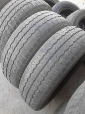 215/70R16 HANKOOK RADIAL RA08  มีชุด 4 เส้น  TEL.081-427-3941