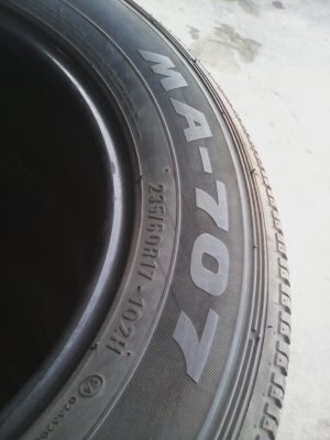 235/60R17 MAXXIS MA-707 ชุด 4 เส้น ปี 2012 TEL.081-427-3941 235/60R17 MAXXIS MA-707 ชุด 4 เส้น ปี 2012 TEL.081-427-3941
