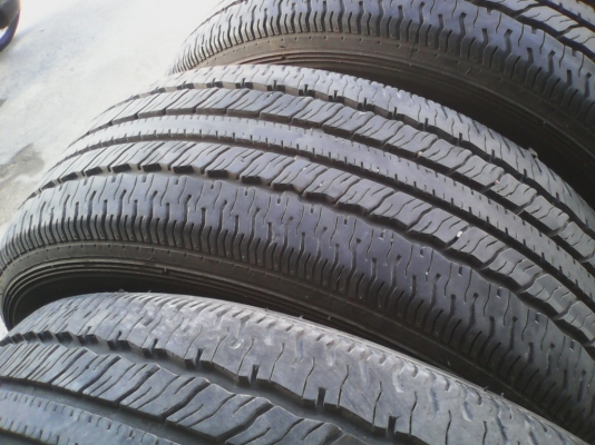 235/60R17 MAXXIS MA-707 ชุด 4 เส้น ปี 2012 TEL.081-427-3941 235/60R17 MAXXIS MA-707 ชุด 4 เส้น ปี 2012 TEL.081-427-3941