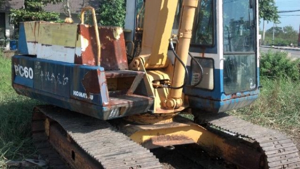 ขาย รถขุด PC60-5 สินค้านำเข้าแล้ว,ช.ม.ทำงานน้อยมากๆๆ 547 ช.ม., สินค้ามาแล้ว จอดอยู่โกดังใหม่ มีนบุรี ก.ท.ม.