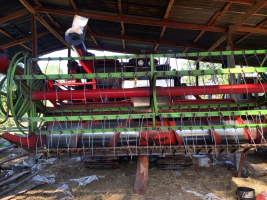 ขายรถเกี่ยวข้าวไทยเส็งยนต์ ขายรถเกี่ยวข้าวไทยเส็งยนต์