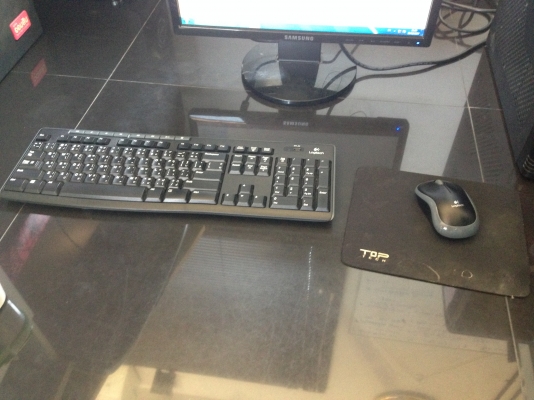 คอมพิวเตอร์ ยกชุด / จอ samsung / ชุดคีบอร์ทไร้สาย logitech พึ่งเปลี่ยน เมมบอร์ท มา 2600