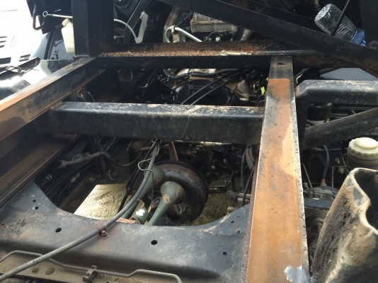 6ล้อดั้ม240แรงMP1FTR34J8-T000048 ปี*2553 ใช้น้อยจอดมากกว่า ไมล์70913 กม.รถสวย สภาพเดิมๆ..