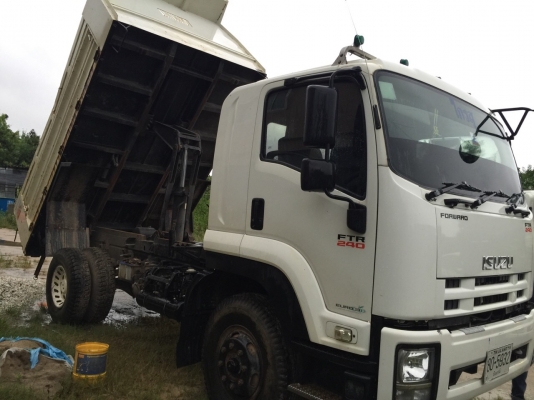 6ล้อดั้ม240แรงMP1FTR34J8-T000048 ปี*2553 ใช้น้อยจอดมากกว่า ไมล์70913 กม.รถสวย สภาพเดิมๆ..