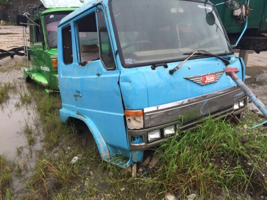 ขายซาก10ล้อเพลาเดียว 185 แรง KT925..รถอุบัติเหตุ...เล่มพร้อม ม.79ไว้