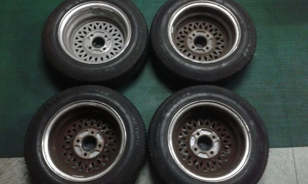 ขายล้อซิ่งRetroญี่ปุ่นของSsrรุ่นGetลายรังผึ้งขอบ14-4/114กว้าง6off20สวย฿13500ลดได