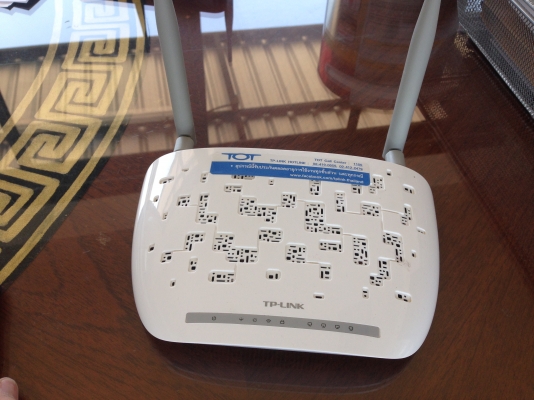 โมเดม TP-Link ส่งสัญญาน wi-fi / 4 พอร์ต มี 2 ตัว