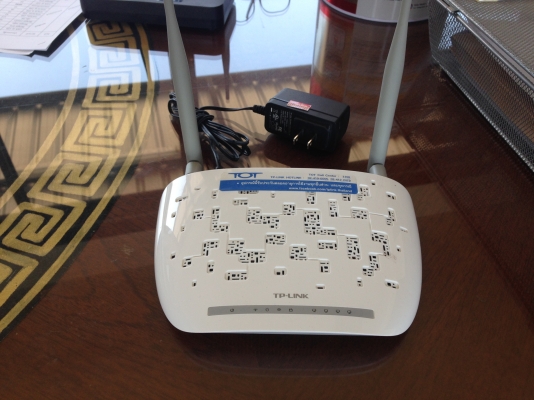 โมเดม TP-Link ส่งสัญญาน wi-fi / 4 พอร์ต มี 2 ตัว