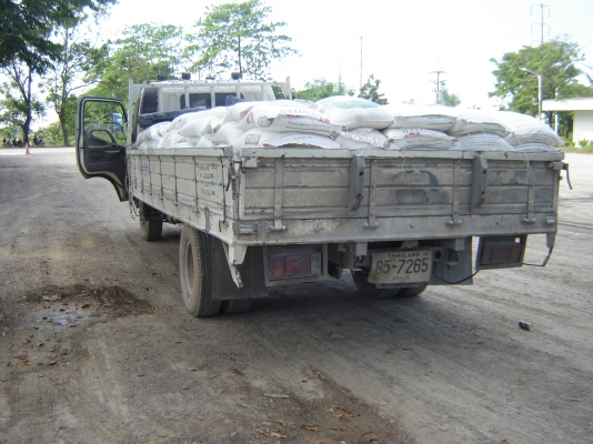 ขายดาวน์6ล้อ 130 แรง ขายดาวน์ 120000 บาท โทร 0843376760