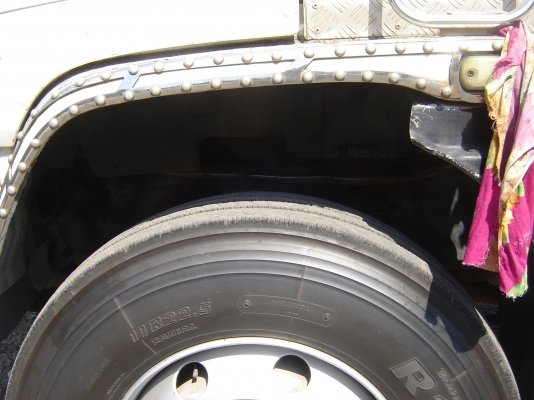 ขายรถพ่วงรถพื้นเรียบISUZU DECA 270 แรง แม่+ลูก รถบ้านสวย ยางเต็ม ราคา 1730000 บาท จัดไฟแนนท์ได้ 900000 บาท โทร 0843376760