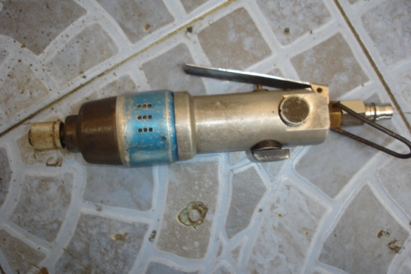 ขายไขควงลม VESSEL IMPACT TYPE รุ่น GT-PLZ japan