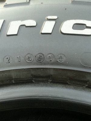 ขาย BF Mud KM2 ขนาด 265/75R16 สวยๆ