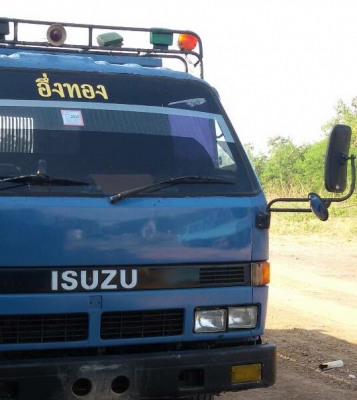 หกล้อดั้ม อีซูซุ NPR115แรง รถห้างเกียร์สั้น สภาาพดีแคซซีเดิมสวยจัดสหนิมไม่มีเกาะทั้งเส้น พร้อมใช้งาน ทะเบียนพร้อมโอน รถสภาพดีรับรองไม่ผิดหวัง