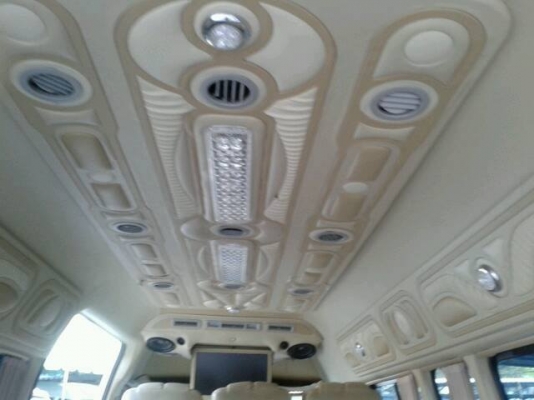 ขายด่วนๆ. รถตู้TOYOTA COMMUTER. ตู้ CNG 2.7 CC   MT 2008  วีไอพี เต็มๆ. ราคา 649,000 บาทค่ะ. โทร 0922726669 ตันหยงค่ะ