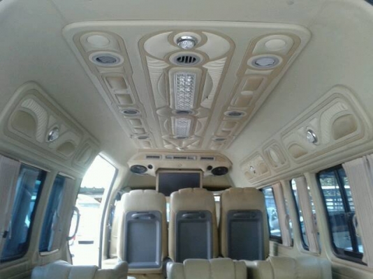 ขายด่วนๆ. รถตู้TOYOTA COMMUTER. ตู้ CNG 2.7 CC   MT 2008  วีไอพี เต็มๆ. ราคา 649,000 บาทค่ะ. โทร 0922726669 ตันหยงค่ะ