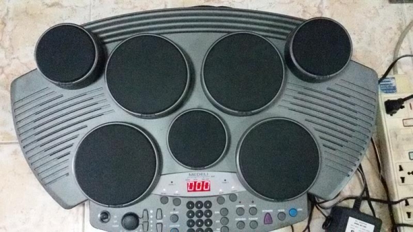 กลองไฟฟ้า Medeli DD30ุ6 พร้อม ไม้ตีกลอง 2อัน สภาพสวยสมบูรณ์มาก