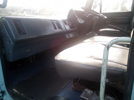 6 ล้อใหญ่  ISUZU  *นางฟ้า*  ROCKY  FTR  195 แรงม้า  * ยาว 7.20 ม. *  รถสวยเดิม+สวยจริง+สภาพพร้อม * รถห้างแท้ * มีเล่มพร้อม *