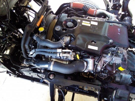 6 ล้อกลาง  *Euro.3*  ISUZU  NMR  130  แรงม้า + *คอมมอนเรว*  * ยาว 4.30 ม. *  รถสวยเดิม+สวยจริง+พร้อมใช้งาน *  รถห้างแท้  *  มีเล่มพร้อม  *