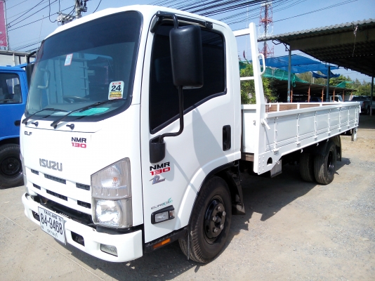6 ล้อกลาง  *Euro.3*  ISUZU  NMR  130  แรงม้า + *คอมมอนเรว*  * ยาว 4.30 ม. *  รถสวยเดิม+สวยจริง+พร้อมใช้งาน *  รถห้างแท้  *  มีเล่มพร้อม  *