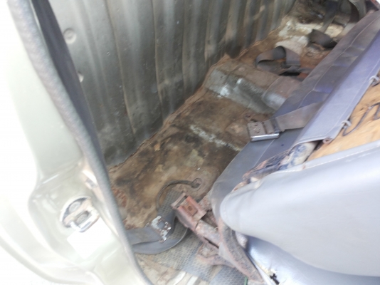 สตาด้าเดิม ๆๆ แอร์เย็น ขายถูกรถปี 40