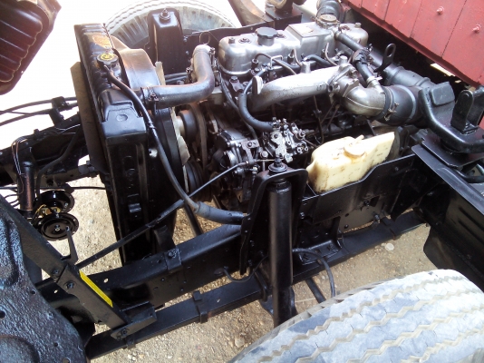 4 ล้อบรรทุก  ISUZU  NKR  88  แรงม้า  *ยาว 3.20 ม. *  รถสวยเดิม+สวยจริง+สภาพพร้อมใช้งาน  * รถห้างแท้ * มีเล่มพร้อมโอน *